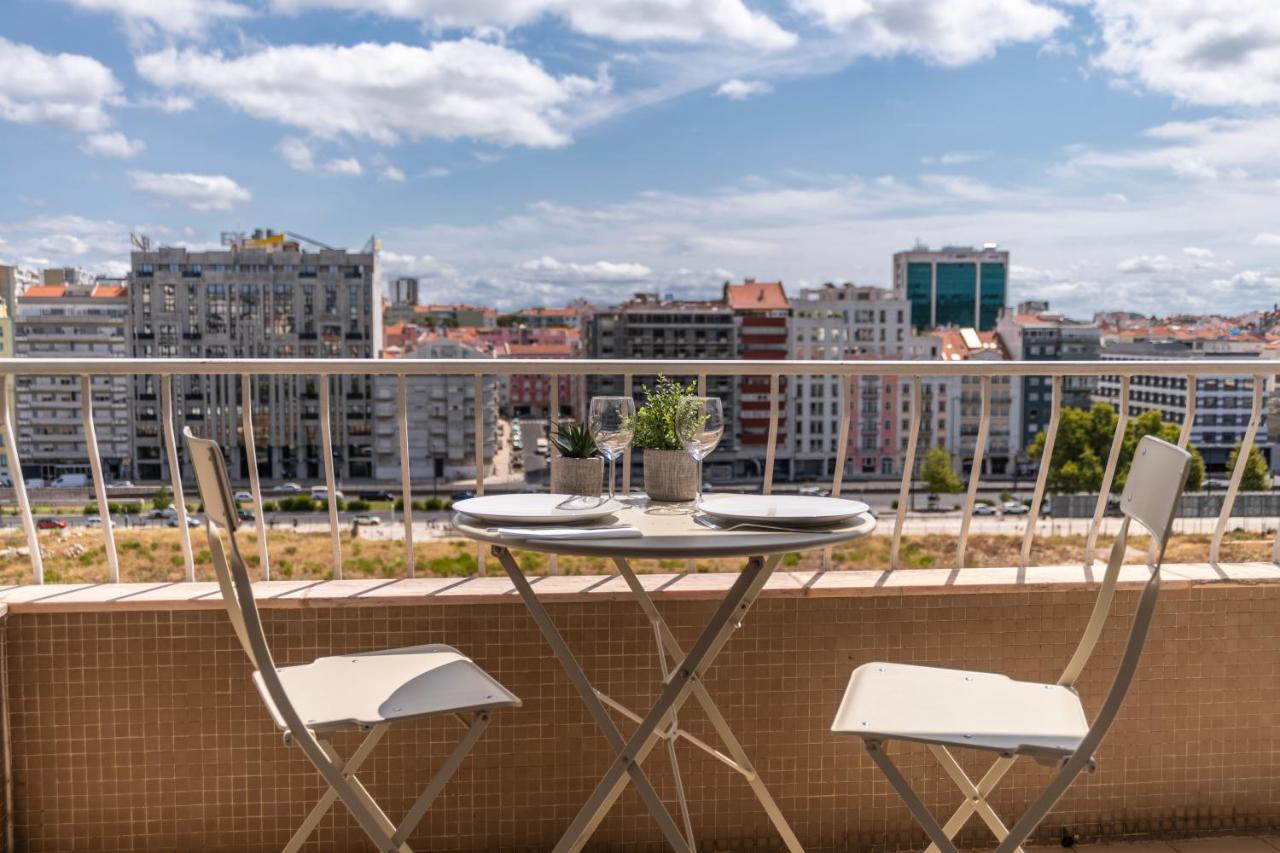 New - Luxury & Bright Apartment ליסבון מראה חיצוני תמונה
